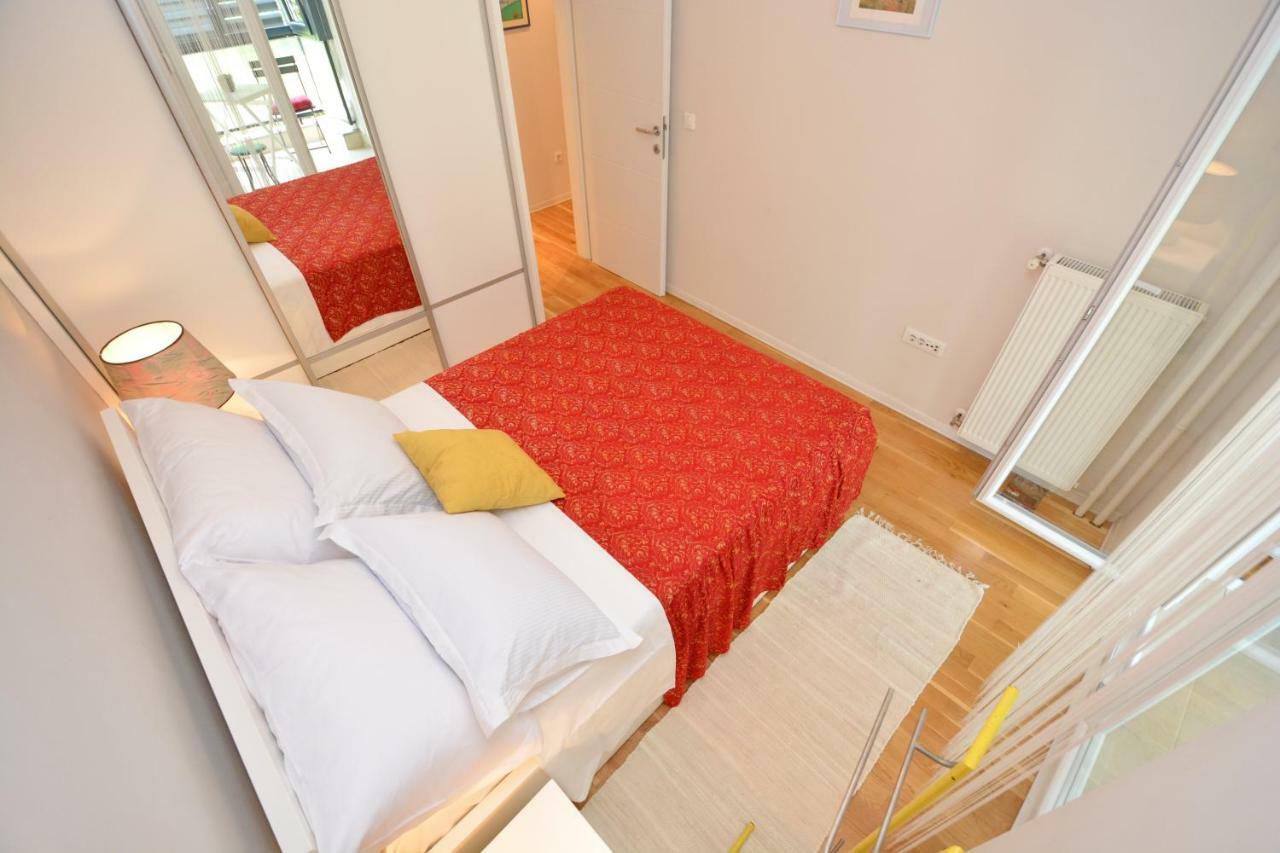 Spacious Premium Lipotica With Oldtown View - Have A Memorable Apartment