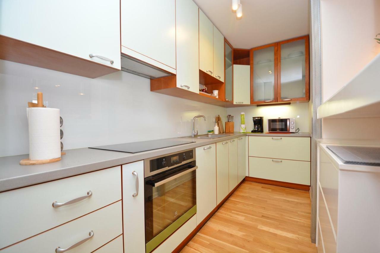 Spacious Premium Lipotica With Oldtown View - Have A Memorable Apartment *
