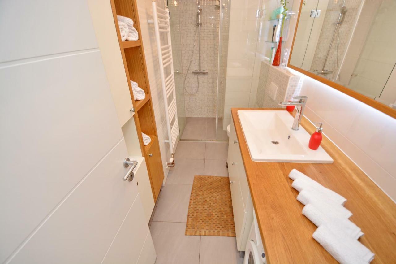 Spacious Premium Lipotica With Oldtown View - Have A Memorable Apartment Zadar