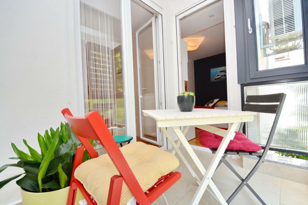 Spacious Premium Lipotica With Oldtown View - Have A Memorable Apartment